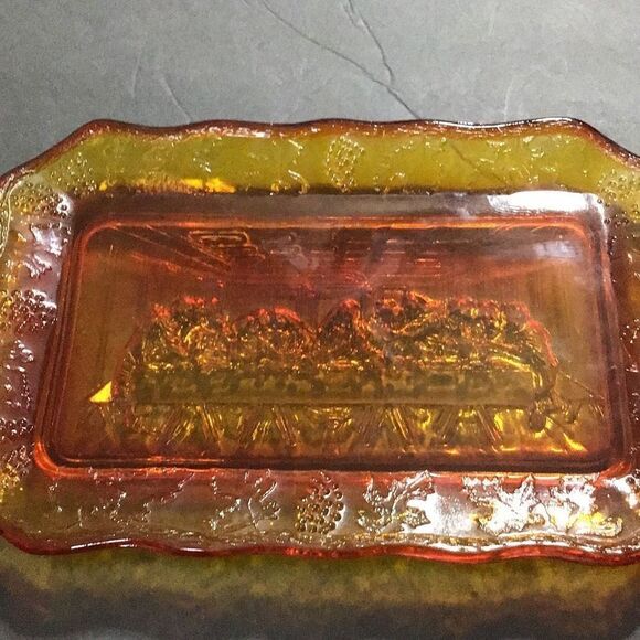 Vintage yellow 1950s the last supper bread platter - Picture 2 of 3